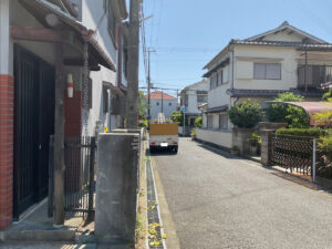 空き家の実家の植木について近隣からの苦情があったため、松、キンモクセイ、南天、モチノキを伐採｜大阪府岸和田市