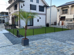 旧家を解体してできた空き地を愛犬とのびのびと遊べる庭に改修|大阪府羽曳野市