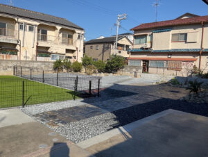 旧家を解体してできた空き地を愛犬とのびのびと遊べる庭に改修|大阪府羽曳野市